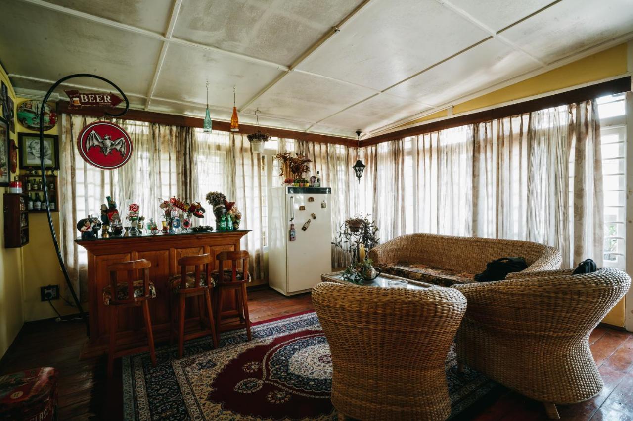 Rock Cliff Home Stay Shillong Ngoại thất bức ảnh