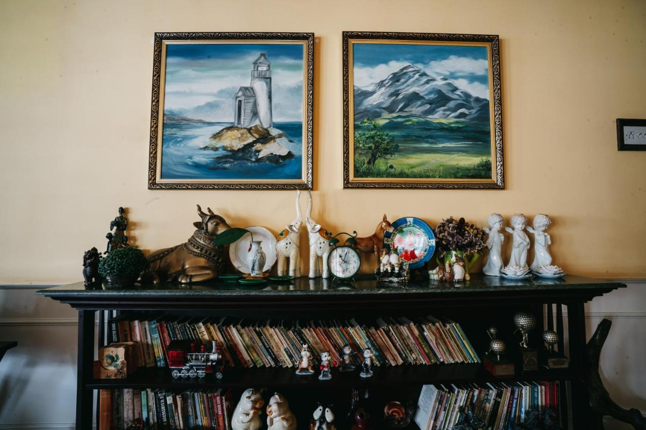 Rock Cliff Home Stay Shillong Ngoại thất bức ảnh