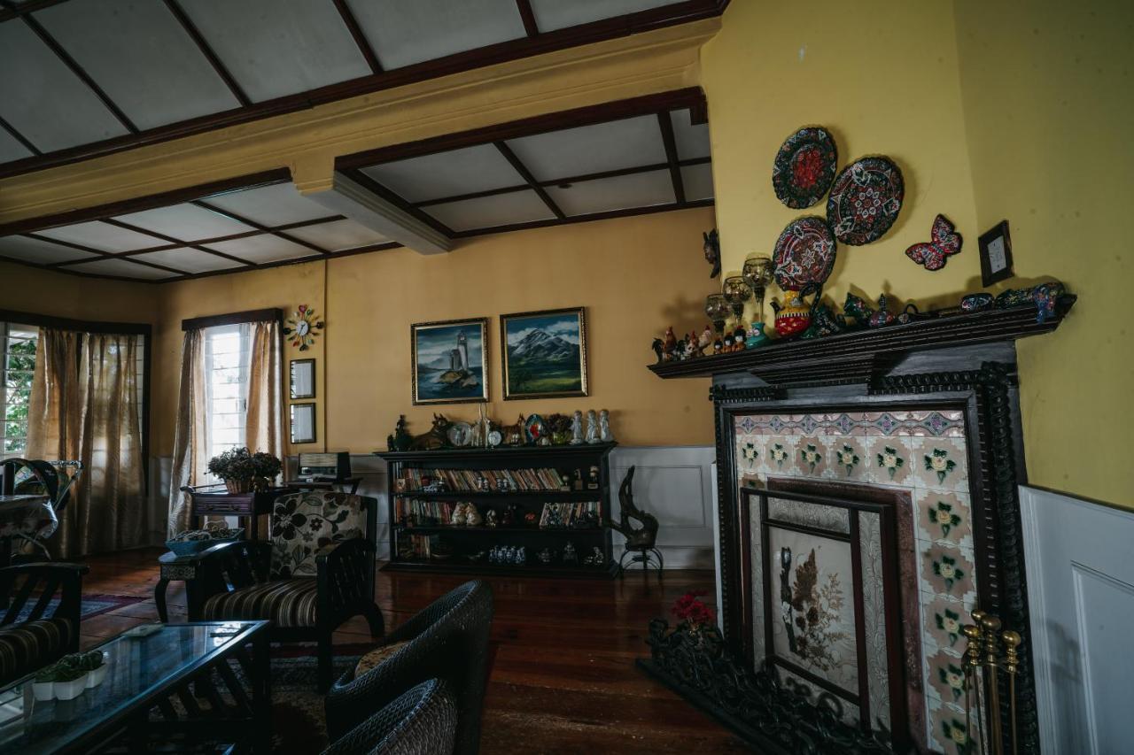 Rock Cliff Home Stay Shillong Ngoại thất bức ảnh