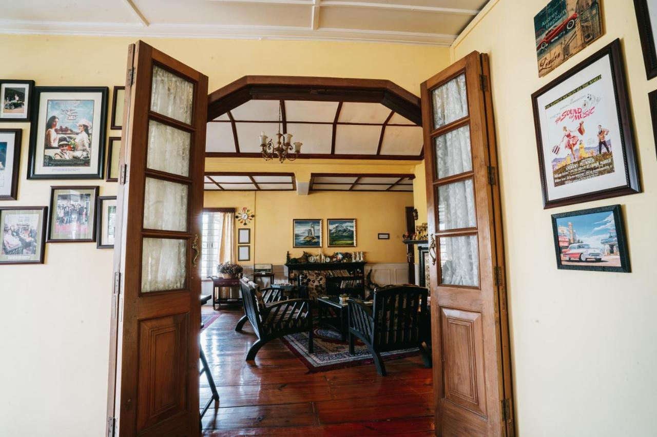 Rock Cliff Home Stay Shillong Ngoại thất bức ảnh