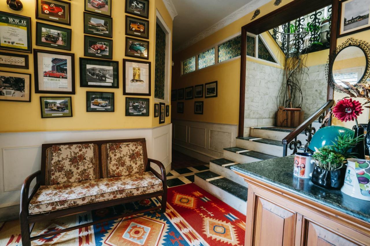 Rock Cliff Home Stay Shillong Ngoại thất bức ảnh