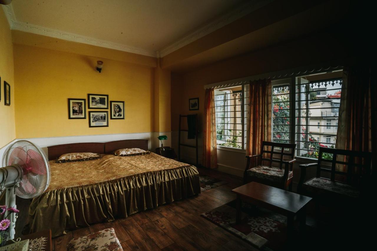Rock Cliff Home Stay Shillong Ngoại thất bức ảnh