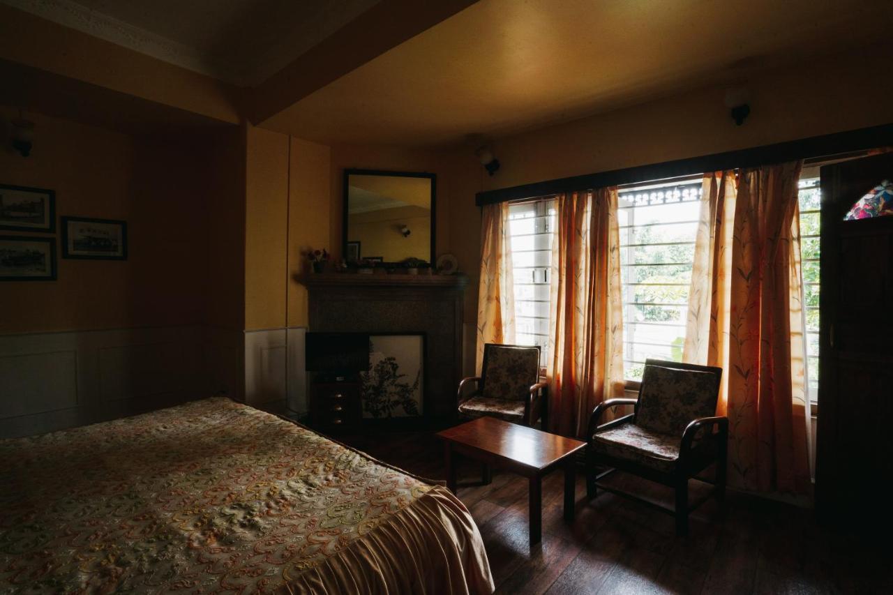 Rock Cliff Home Stay Shillong Ngoại thất bức ảnh