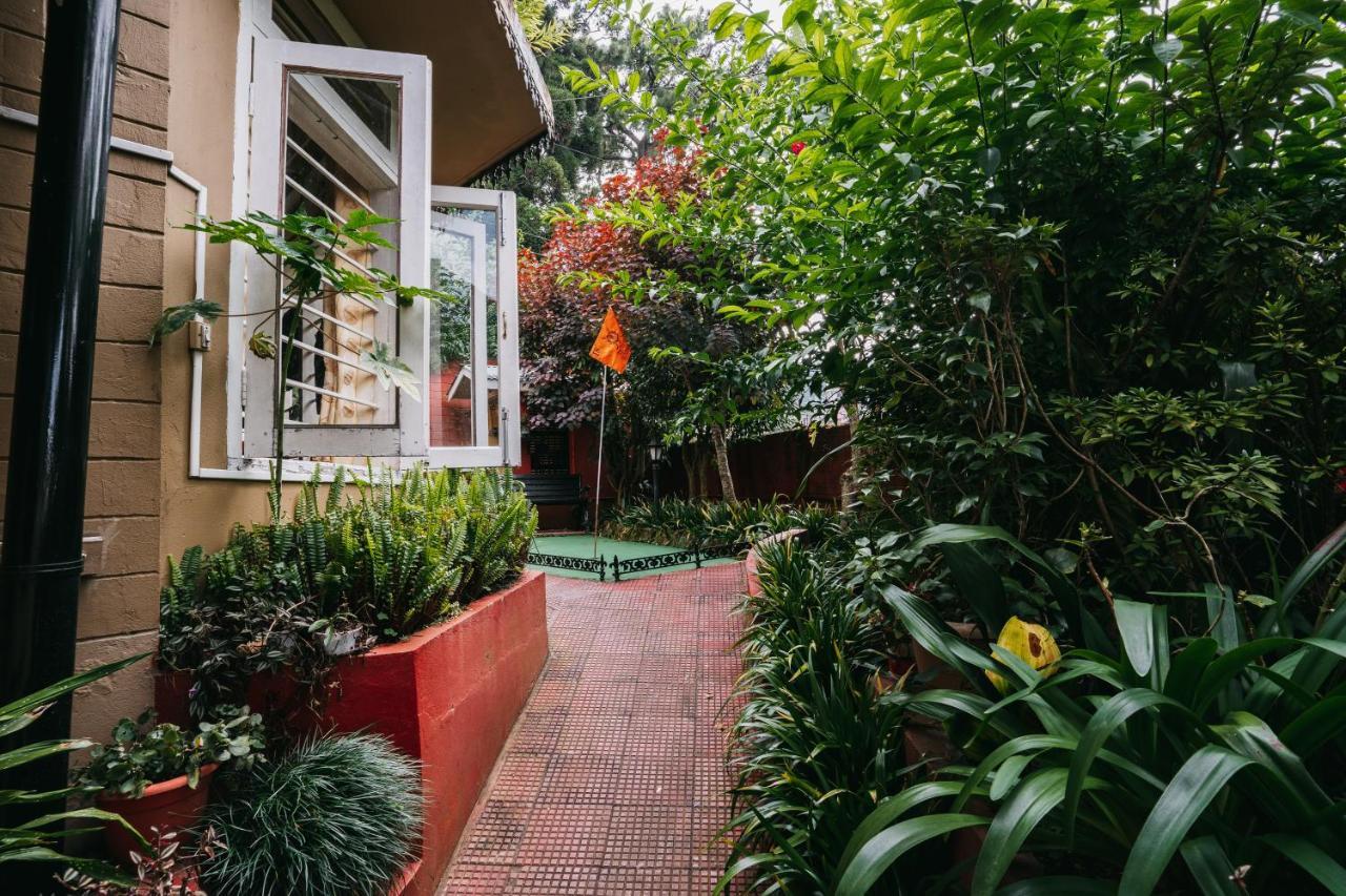 Rock Cliff Home Stay Shillong Ngoại thất bức ảnh