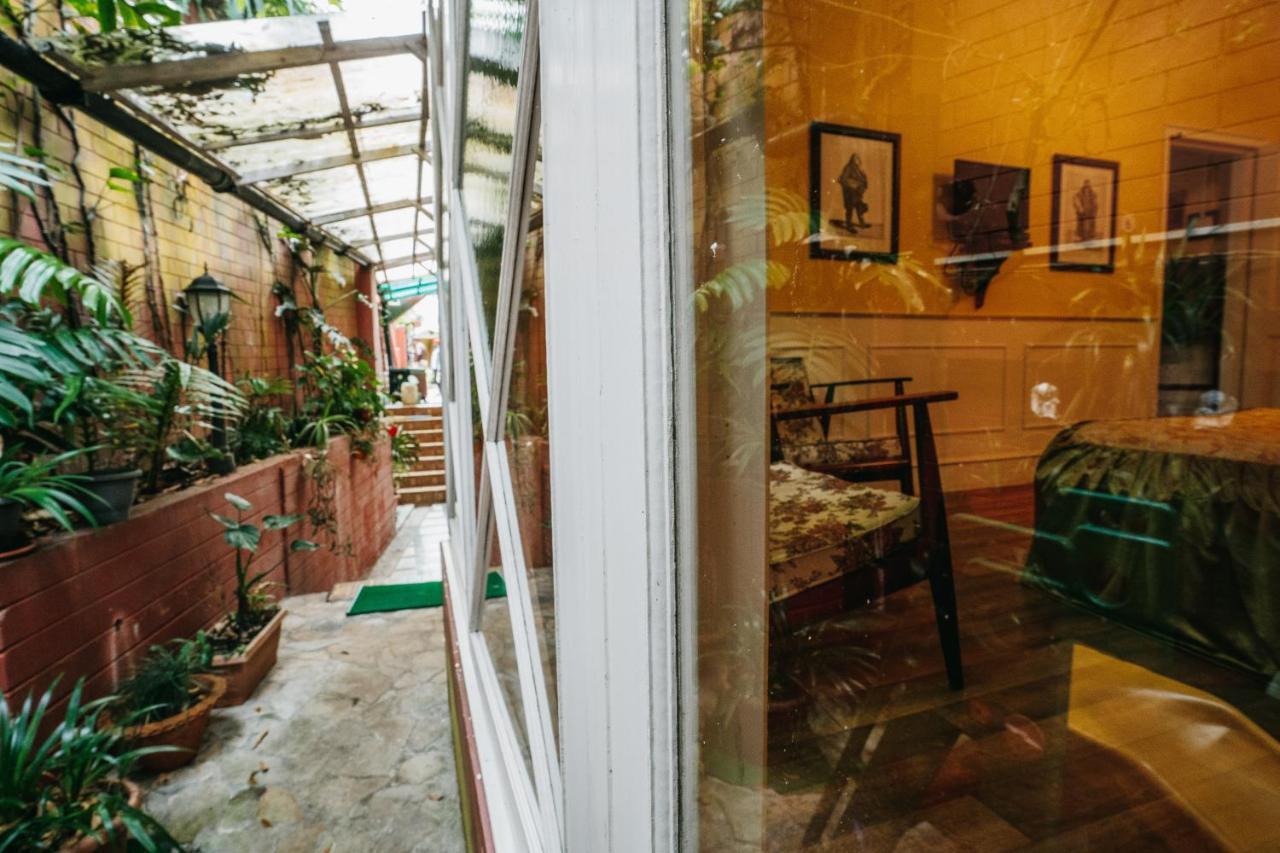 Rock Cliff Home Stay Shillong Ngoại thất bức ảnh